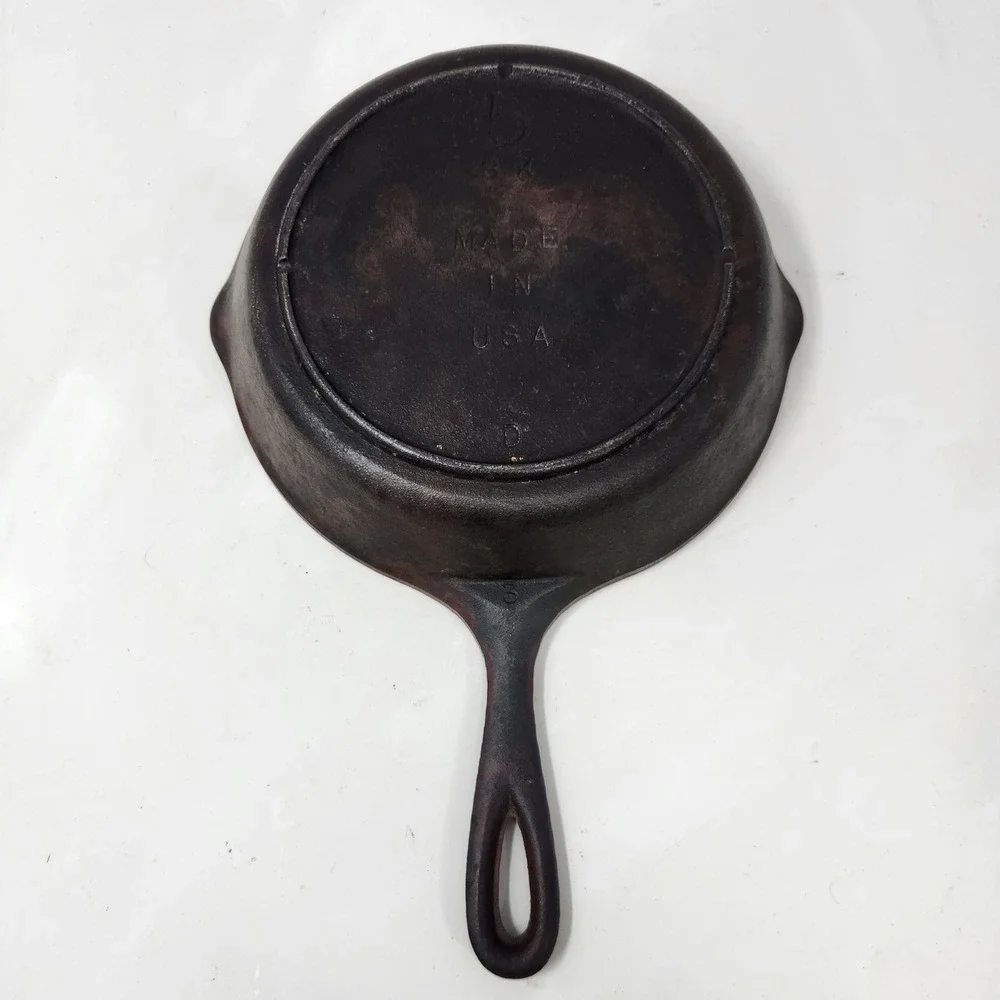 Lodge Vintage 3-Notch Cast Iron Skillet 5 SK Made In USA 8 Inch Frying Pan